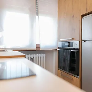https://casa-anita-bb-design.it-lombardy.com