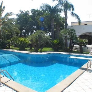 Apartahotel Cuore Di Palme, Floridia